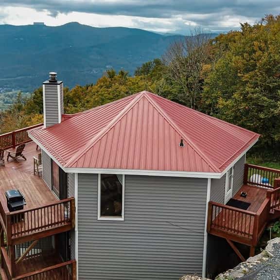 Head in the Clouds Cabin - Image 1
